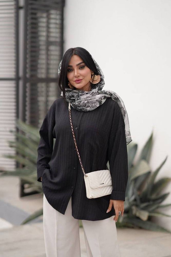 شومیز زنانه مشکی پشت دکمه
