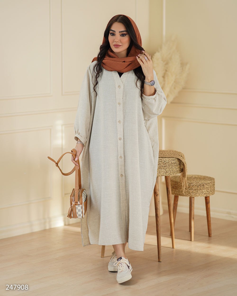 مانتو زنانه مدل مهرنیکا کد 2479 جنس شانتون
